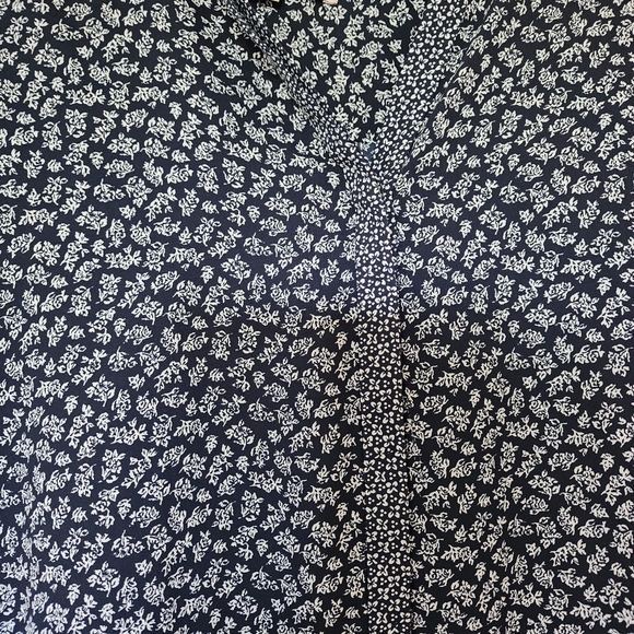 Loft long sleeve floral top - Picture 4 of 4